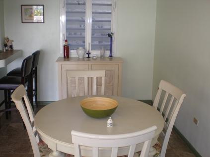 Pelican Key Apartment dinette